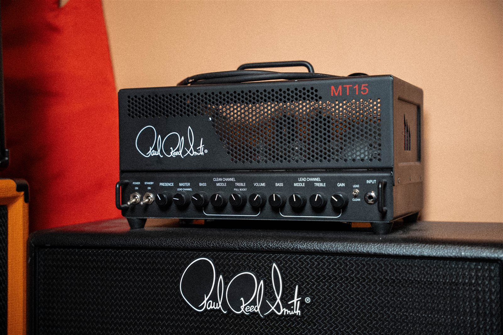 Guitar amplifier head